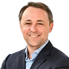 Alin Mituta 240 no bck (i)