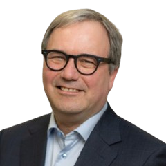 Robert_Mourik_240_WHITE-removebg-preview