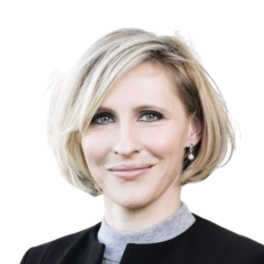 Erzsébet_Fitori-removebg-preview